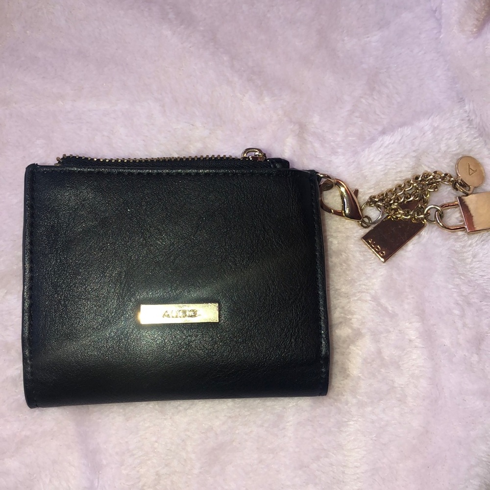 Wallet - Picture 4 of 5